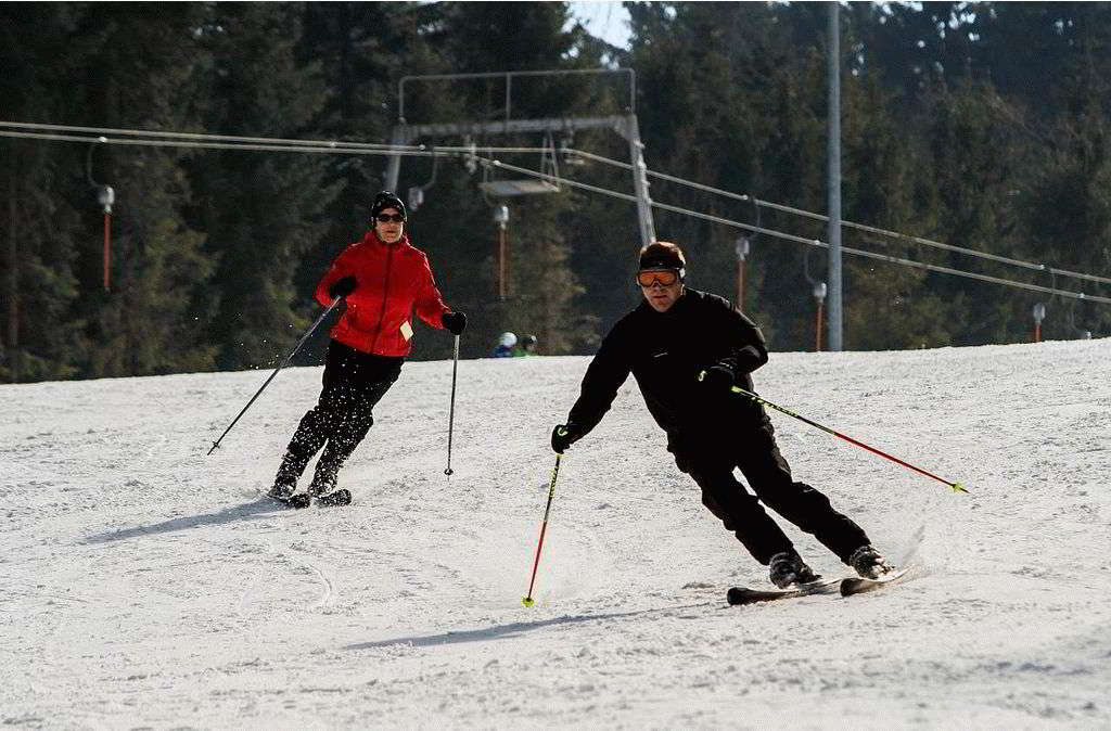 Top classement des meilleurs skis pour débutants en 2025