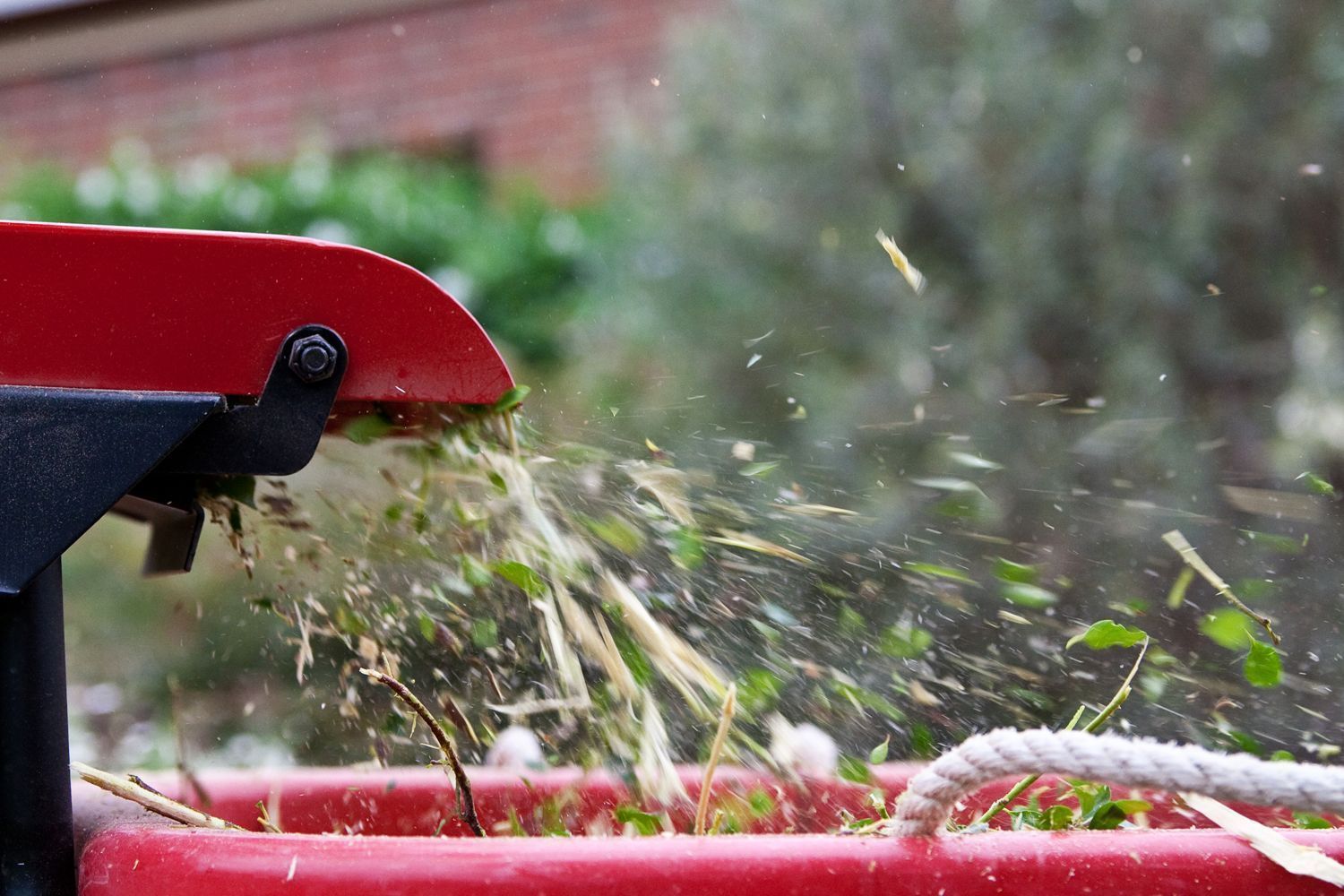 Classement des meilleurs broyeurs de branches et d'herbe de jardin en 2019