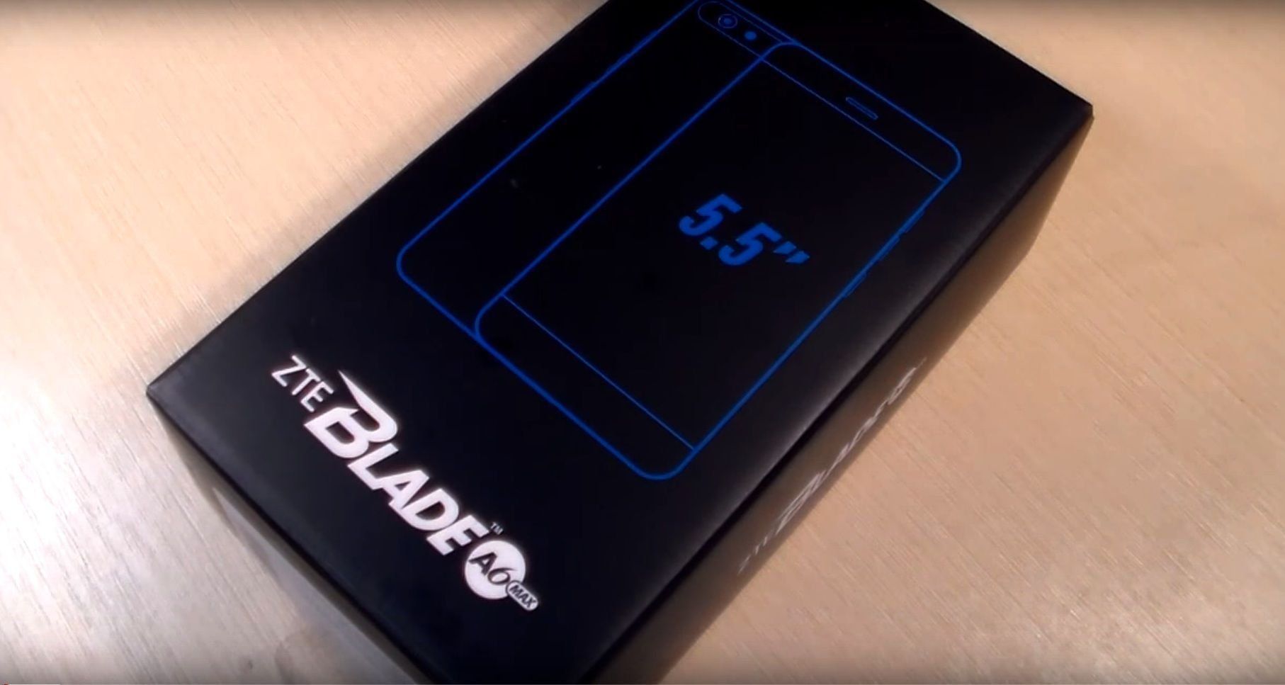 Lame, lame, plume - smartphone ZTE Blade-A6 Max