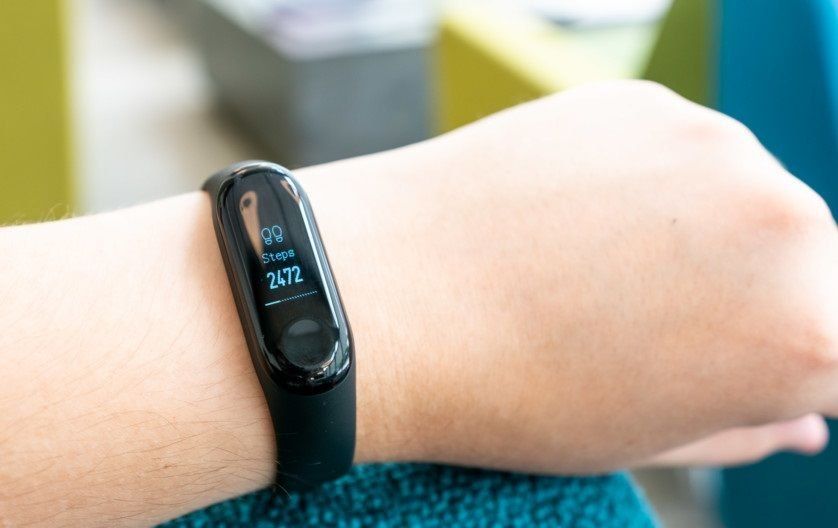 Xiaomi Mi Band 3 bracelet - advantages and disadvantages