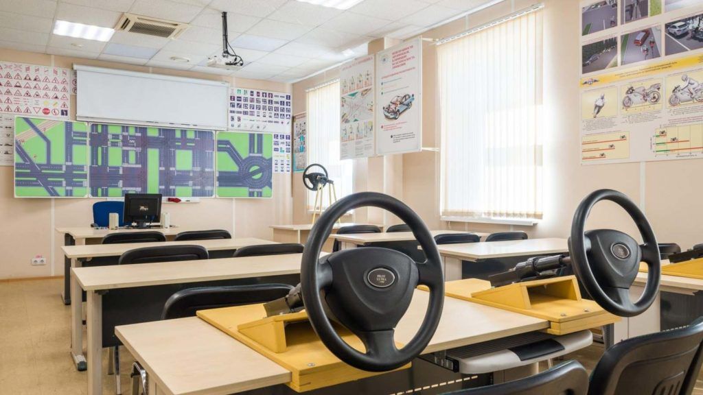 Classement des meilleures auto-écoles officielles à Tcheliabinsk 2025