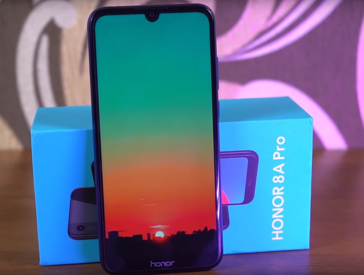 Smartphone Honor 8A Pro - avantages et inconvénients