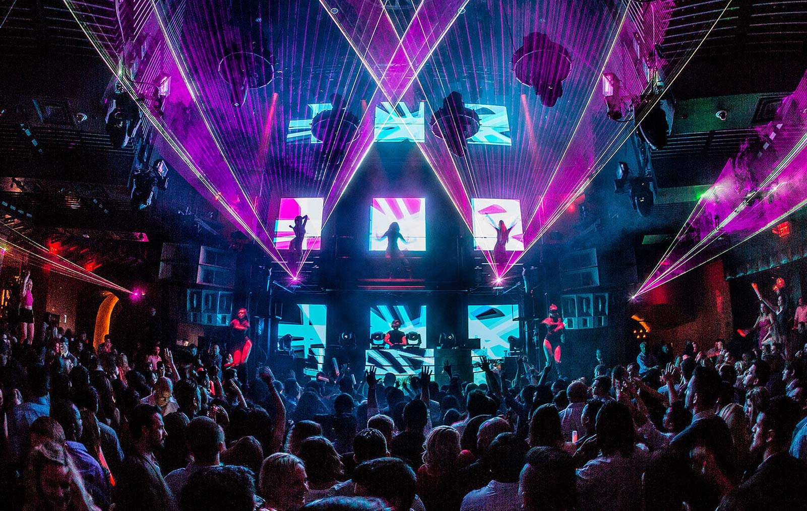 The best nightclubs in St. Petersburg in 2025