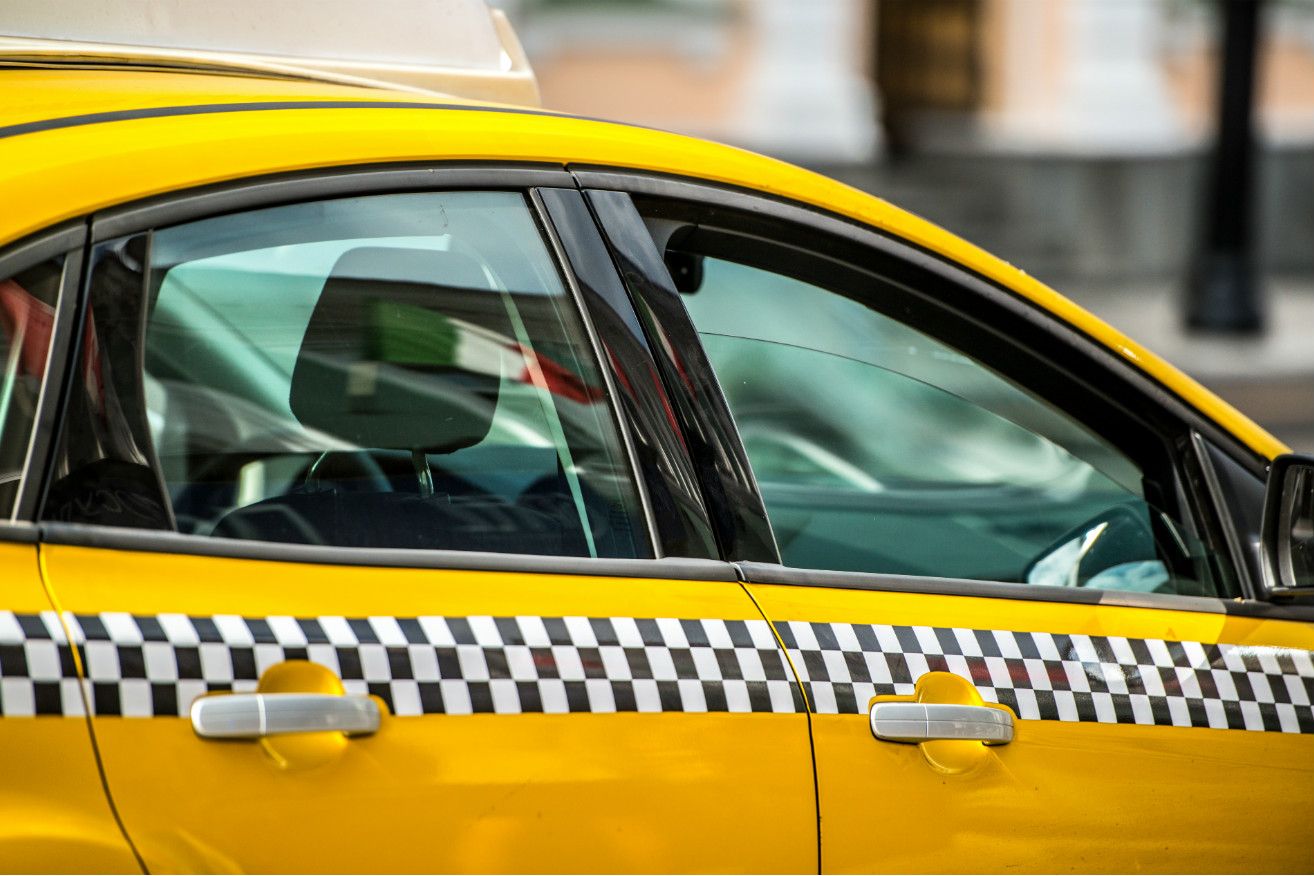 Rating of the best taxi services in Krasnoyarsk for 2025