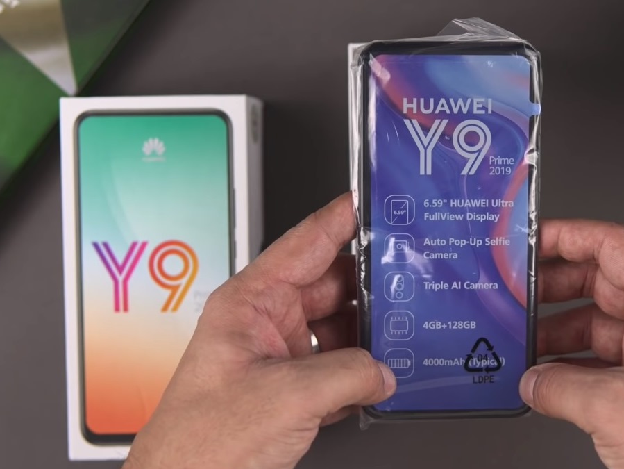 Smartphone Y9 Prime (2019) - advantages and disadvantages