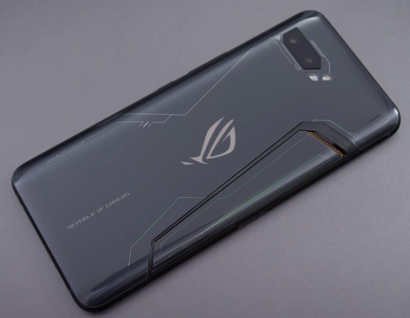 Smartphone Asus ROG Phone II - advantages and disadvantages