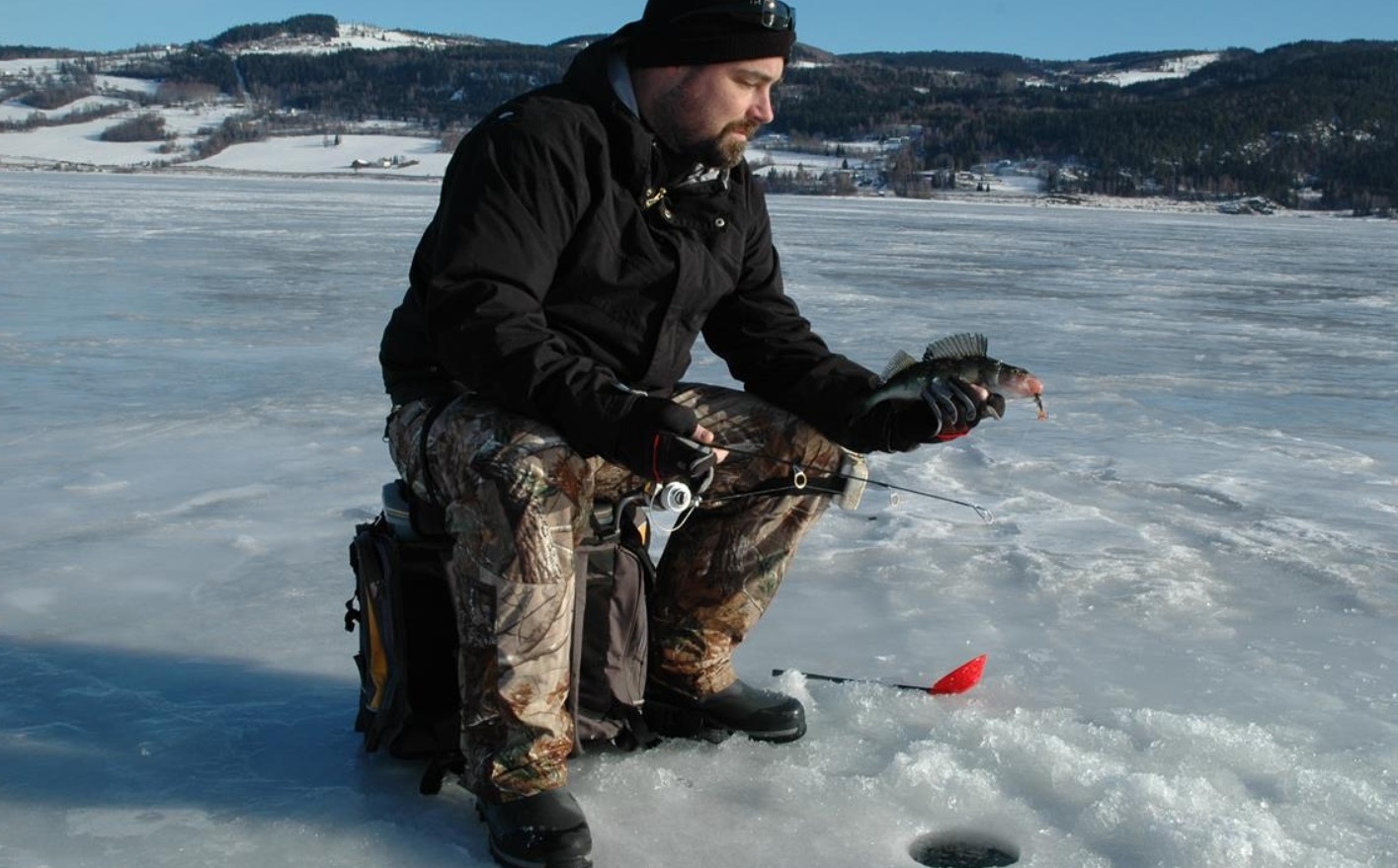 Classement des meilleurs costumes pour la pêche d'hiver pour 2025