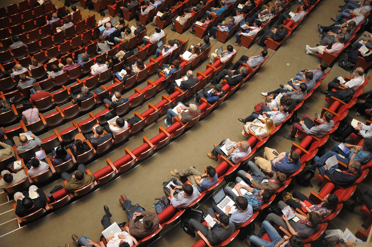 Les meilleures salles de conférence à Omsk en 2025