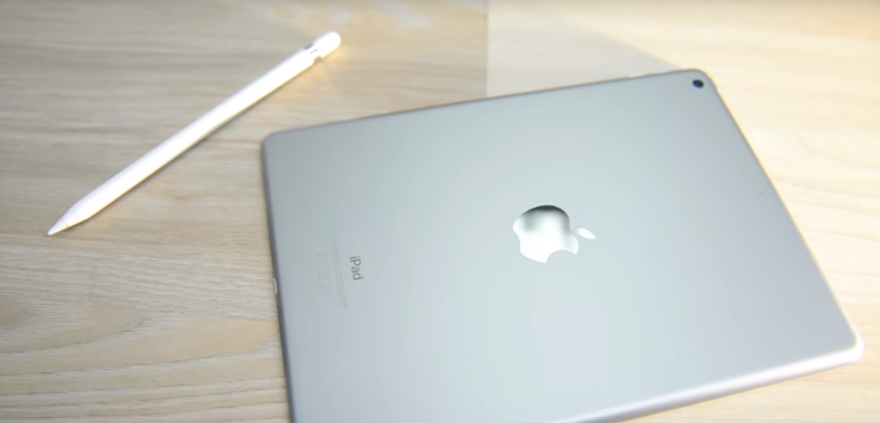 Recenzija Apple iPad 10.2 tableta