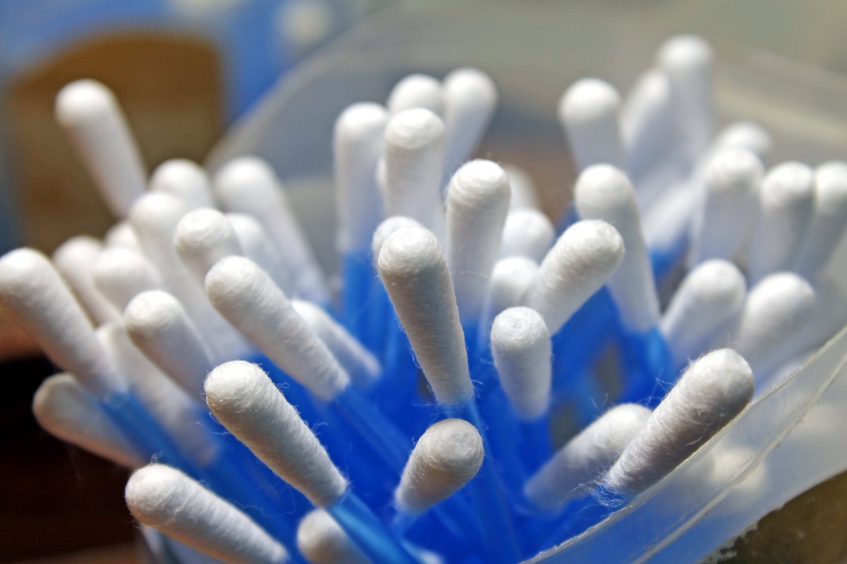 Rating of the best cotton buds and discs for 2025