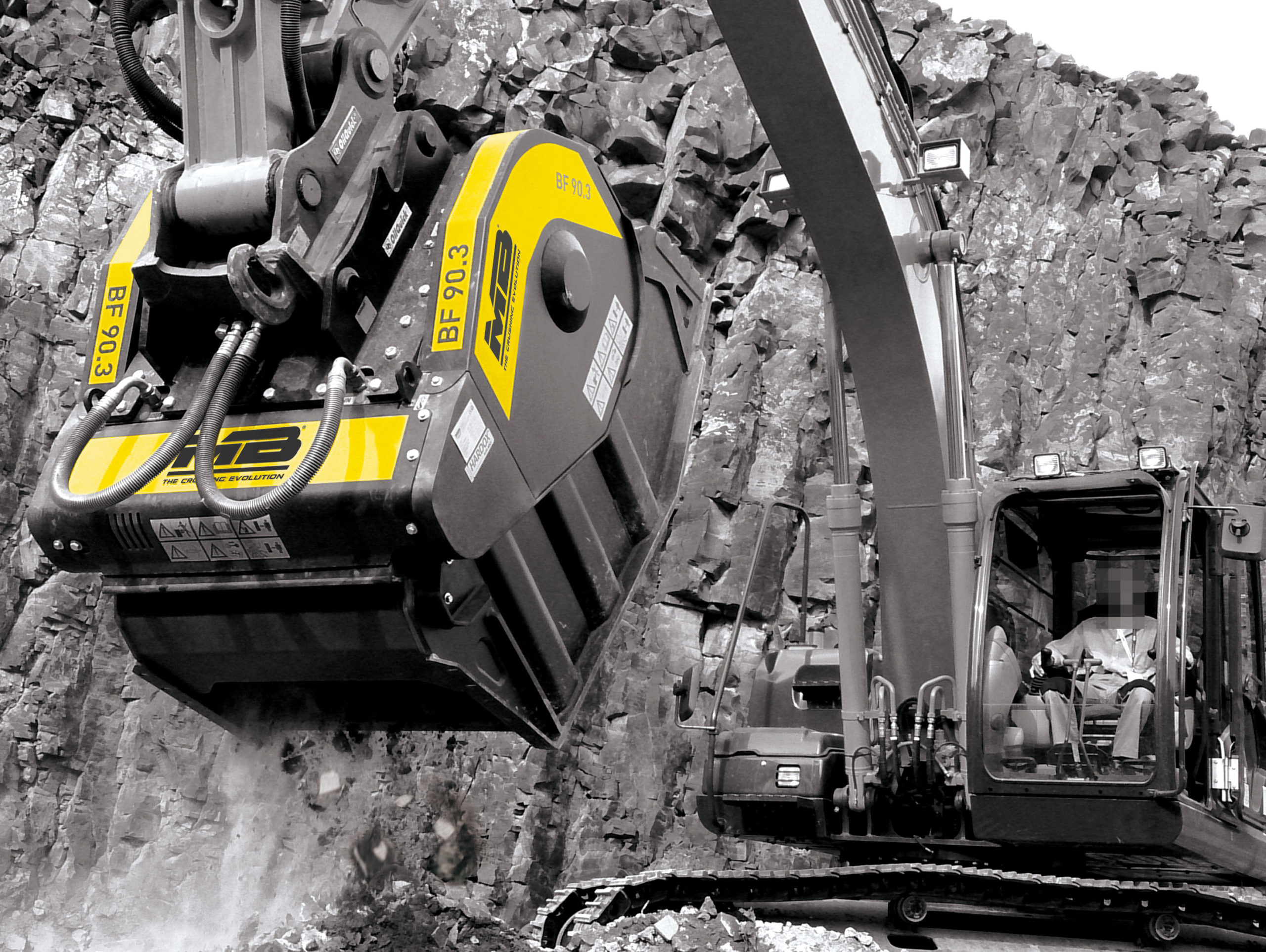 Ranking of the best crusher buckets for excavator for 2025