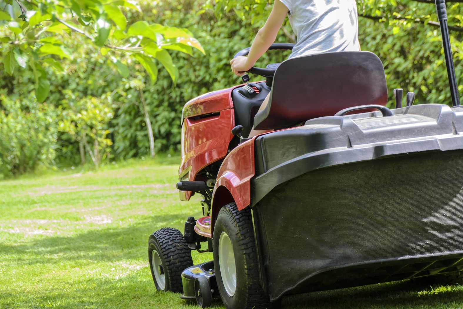 Classement des meilleurs tracteurs de jardin et cavaliers pour 2025