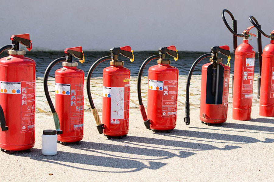 Rating of the best fire extinguishers for an apartment and a private house for 2025