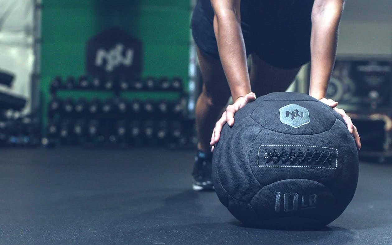 Rating of the best medicine balls for 2025