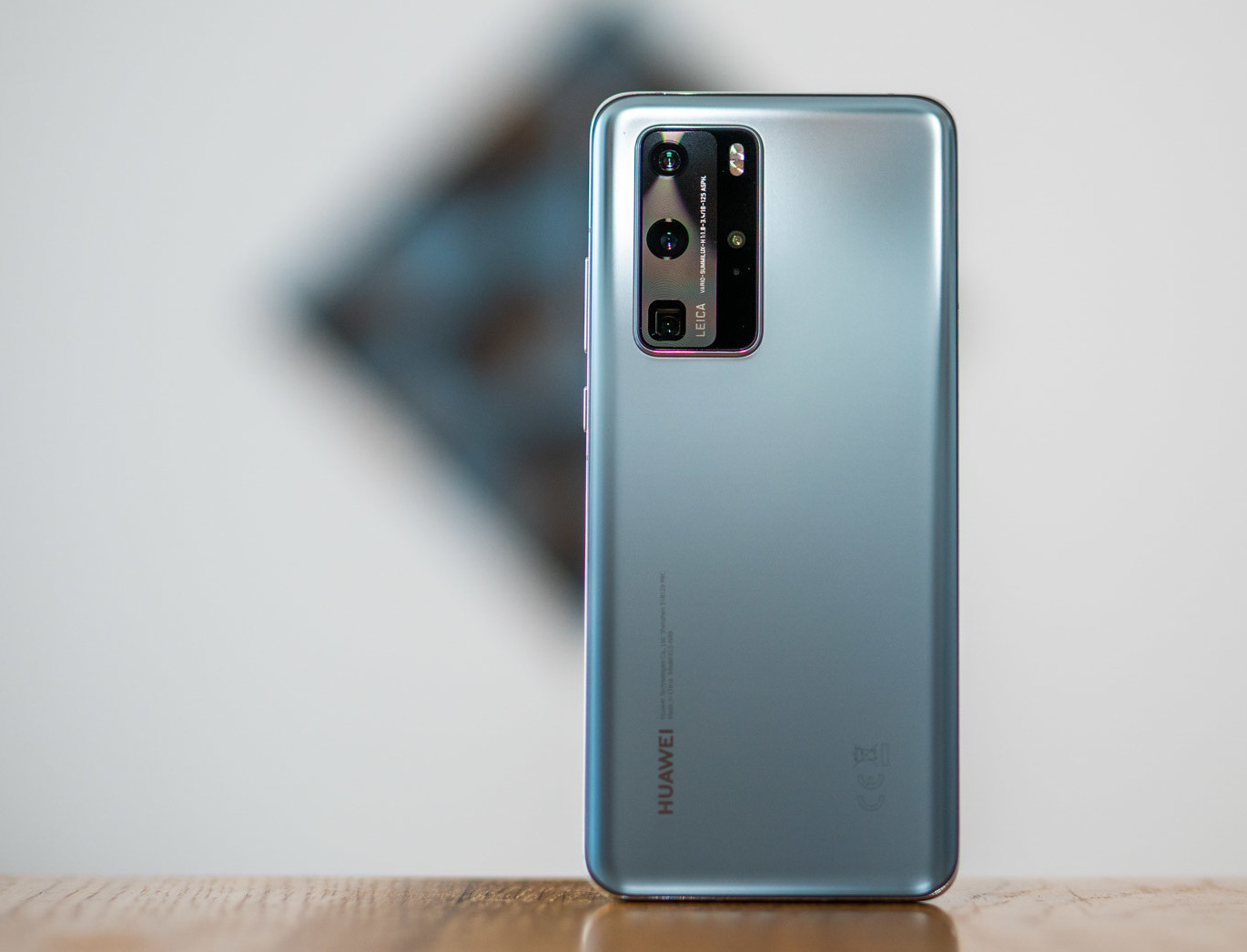 Présentation du smartphone Huawei P40 avec avantages et inconvénients