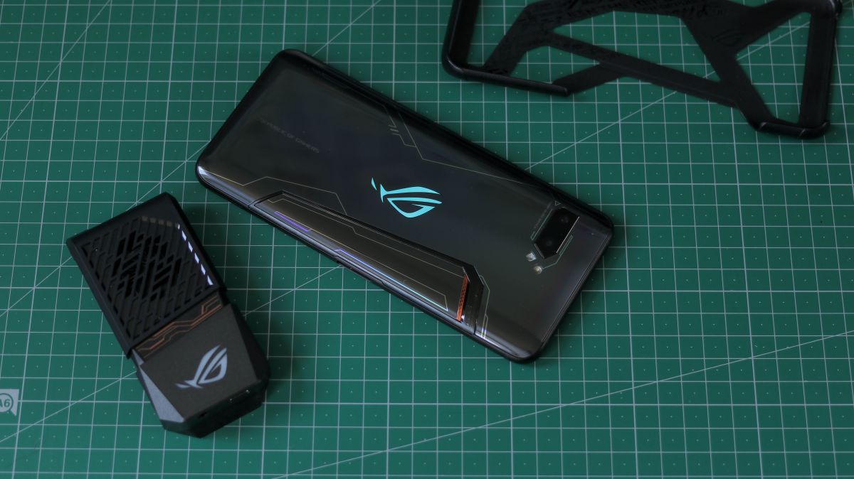 回顧智能手機華碩 ROG Phone 3 的優缺點