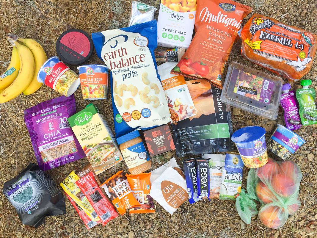 What to take on the road: ranking of the best nutritious snacks for 2025