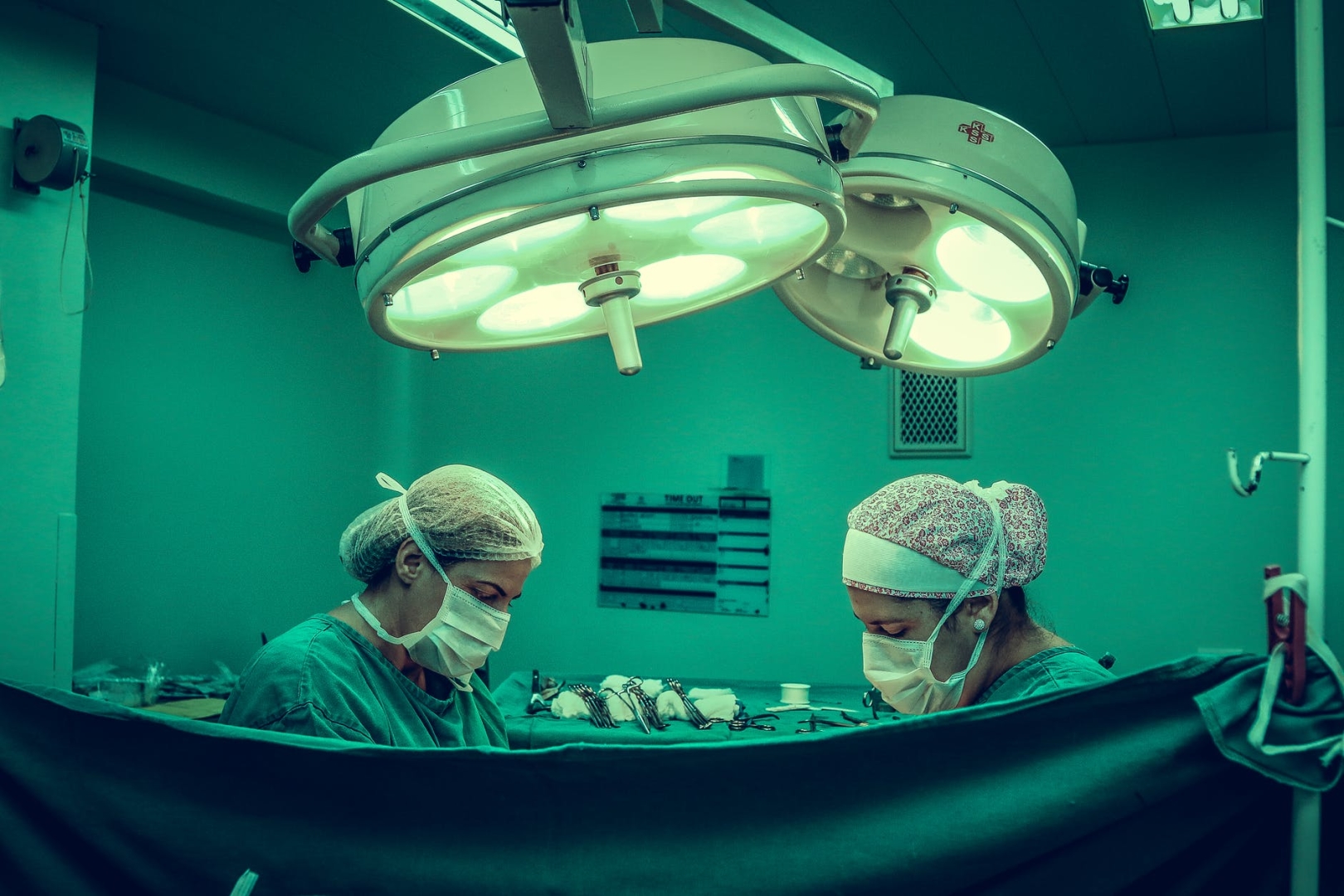 Ranking of the best surgical lights for 2025