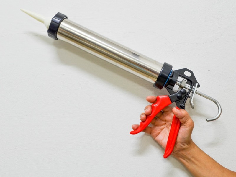 Ranking of the best caulk guns for 2025