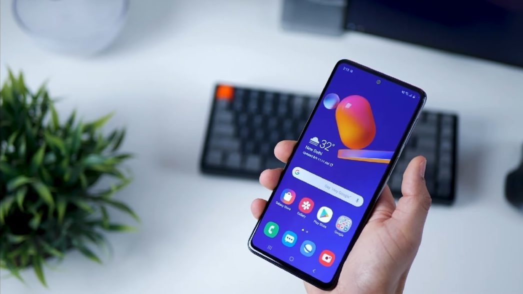 Présentation du smartphone Samsung Galaxy M31s avec les principales fonctionnalités