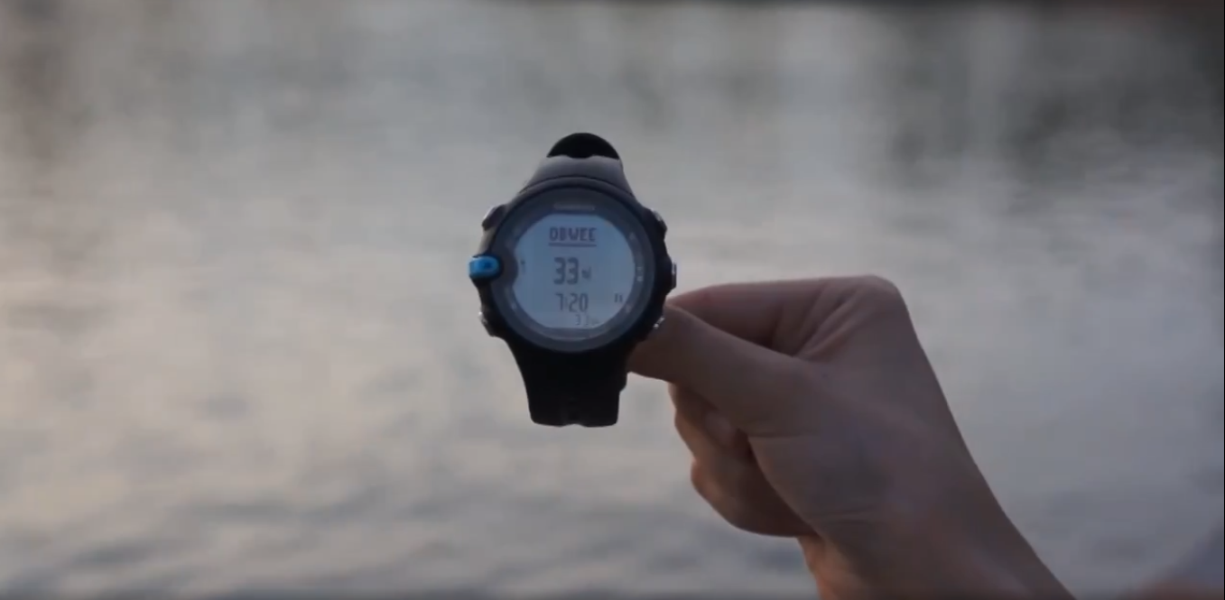 Ranking of the best waterproof fitness bracelets and swim watches of 2025