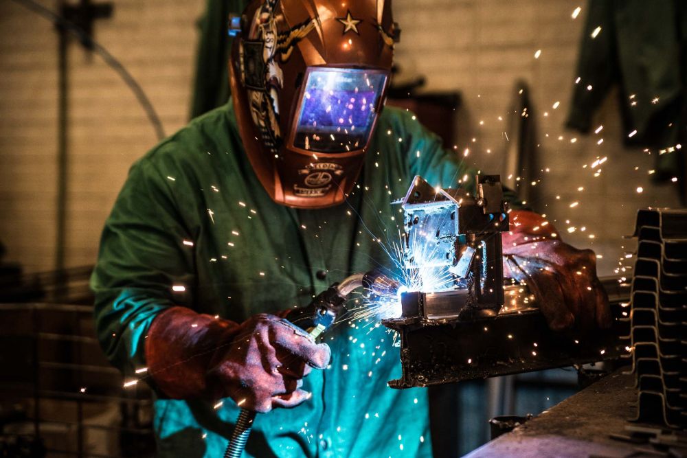 Rating of the best welder suits for 2025