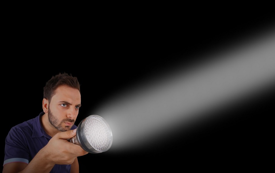 The best long range flashlights for 2025