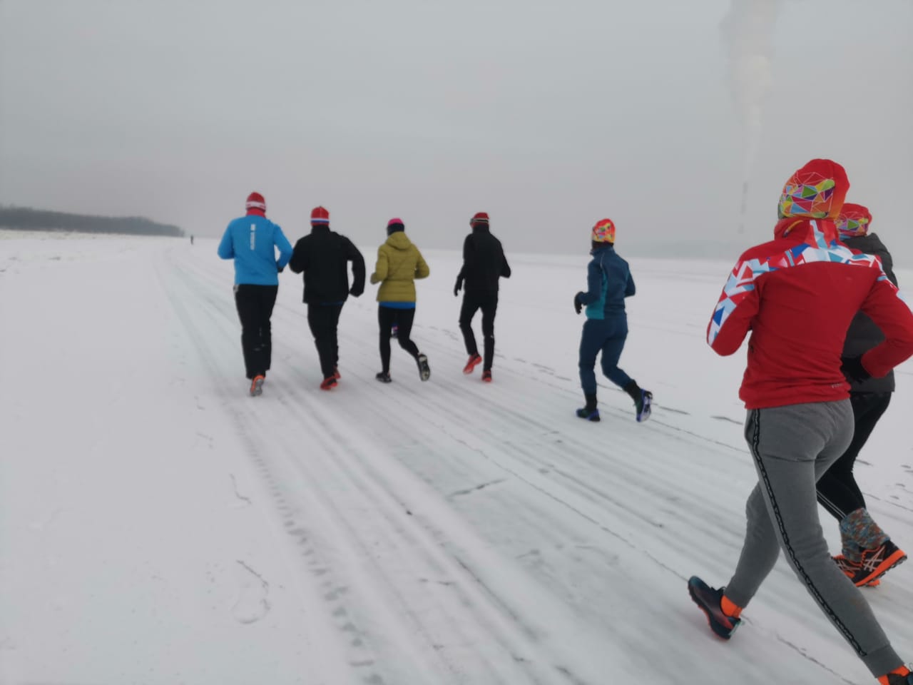 Les meilleurs chapeaux de course pour l'hiver 2025