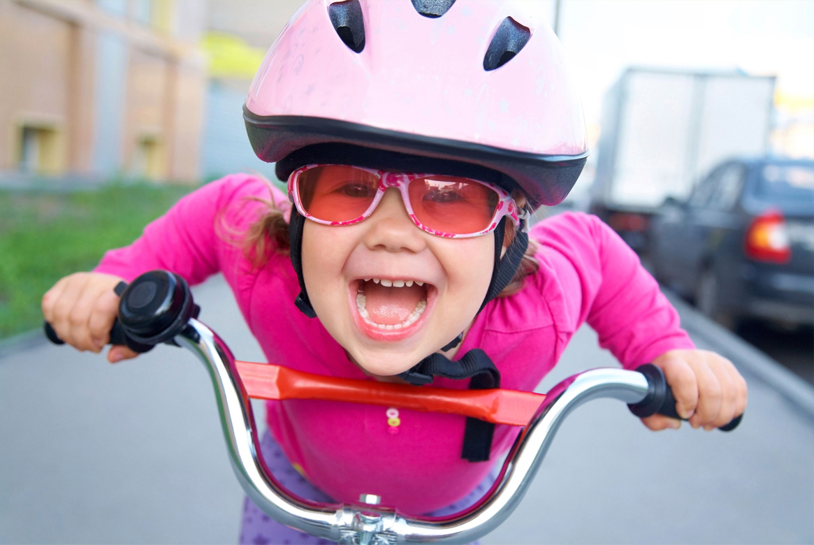 Rating of the best children's bike helmets for 2025