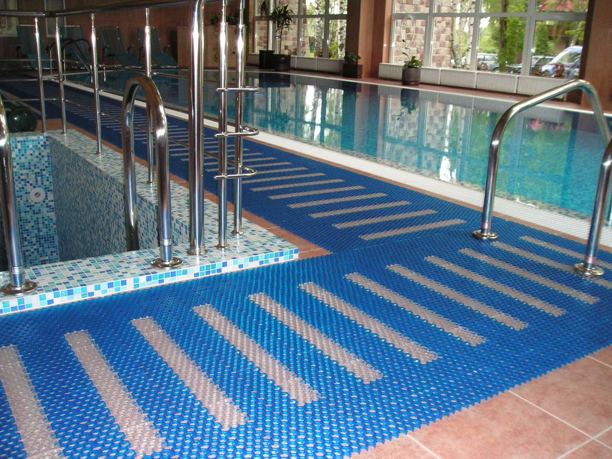 Ranking the best pool flooring for 2025