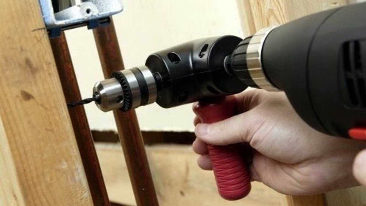 Rating of the best angle nozzles for screwdrivers and drills for 2025