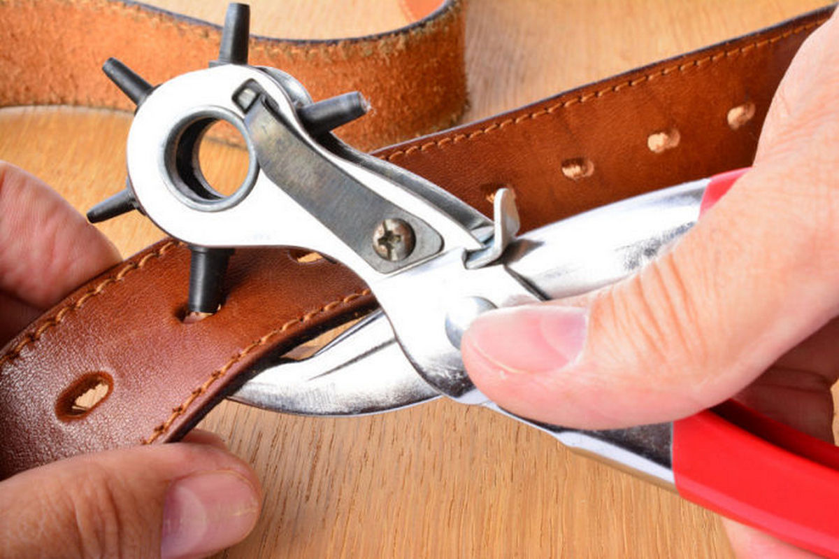 Rating of the best hole punches, punches and cutters for leather and fabric for 2025