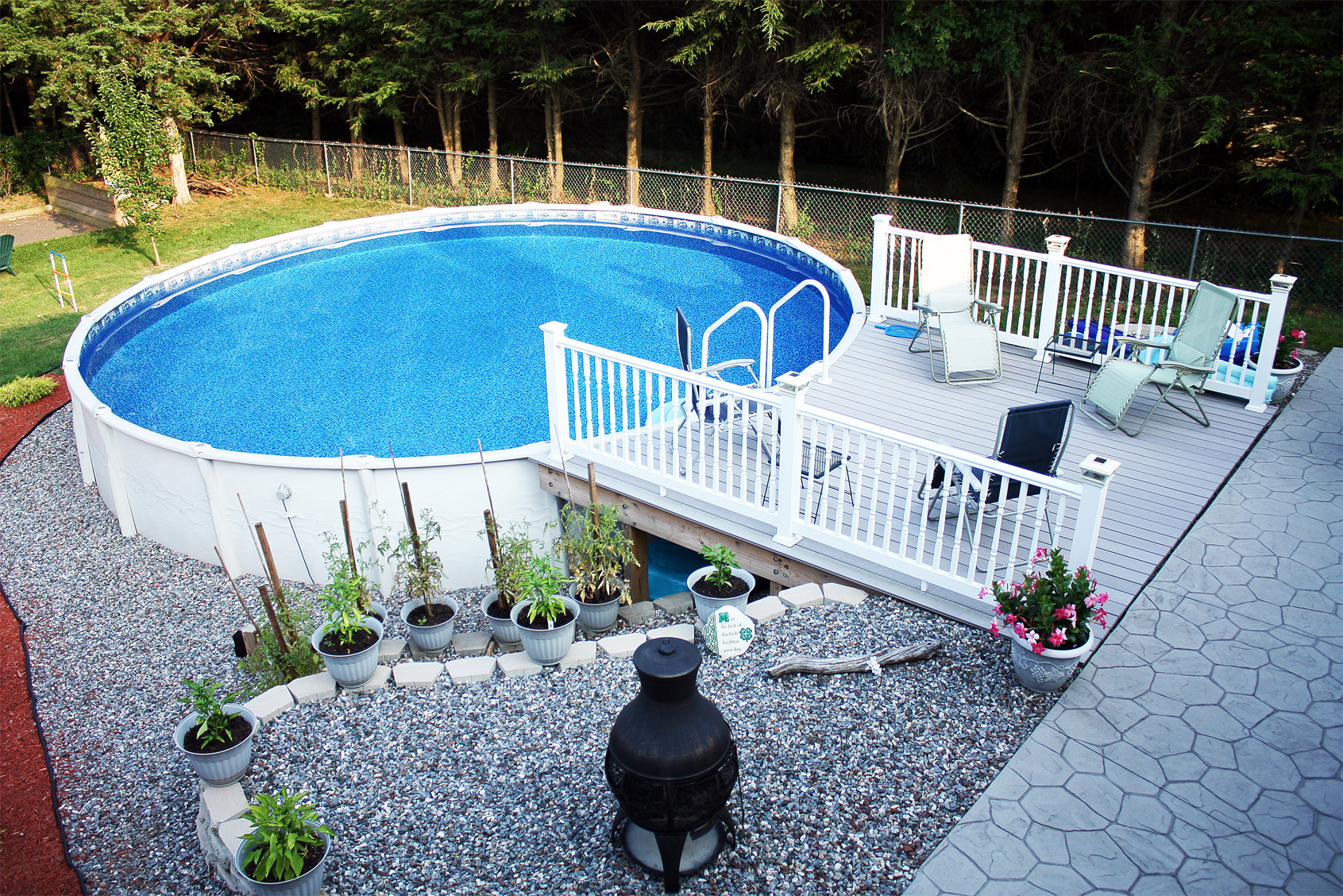 Rating of the best frame pools for summer cottages for 2025