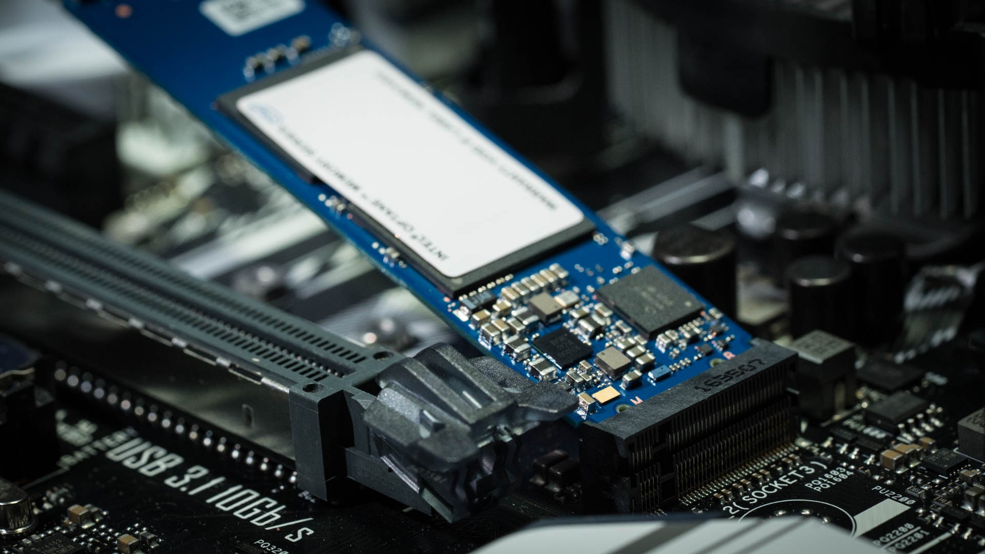 Ranking the best 1TB SSDs in 2025