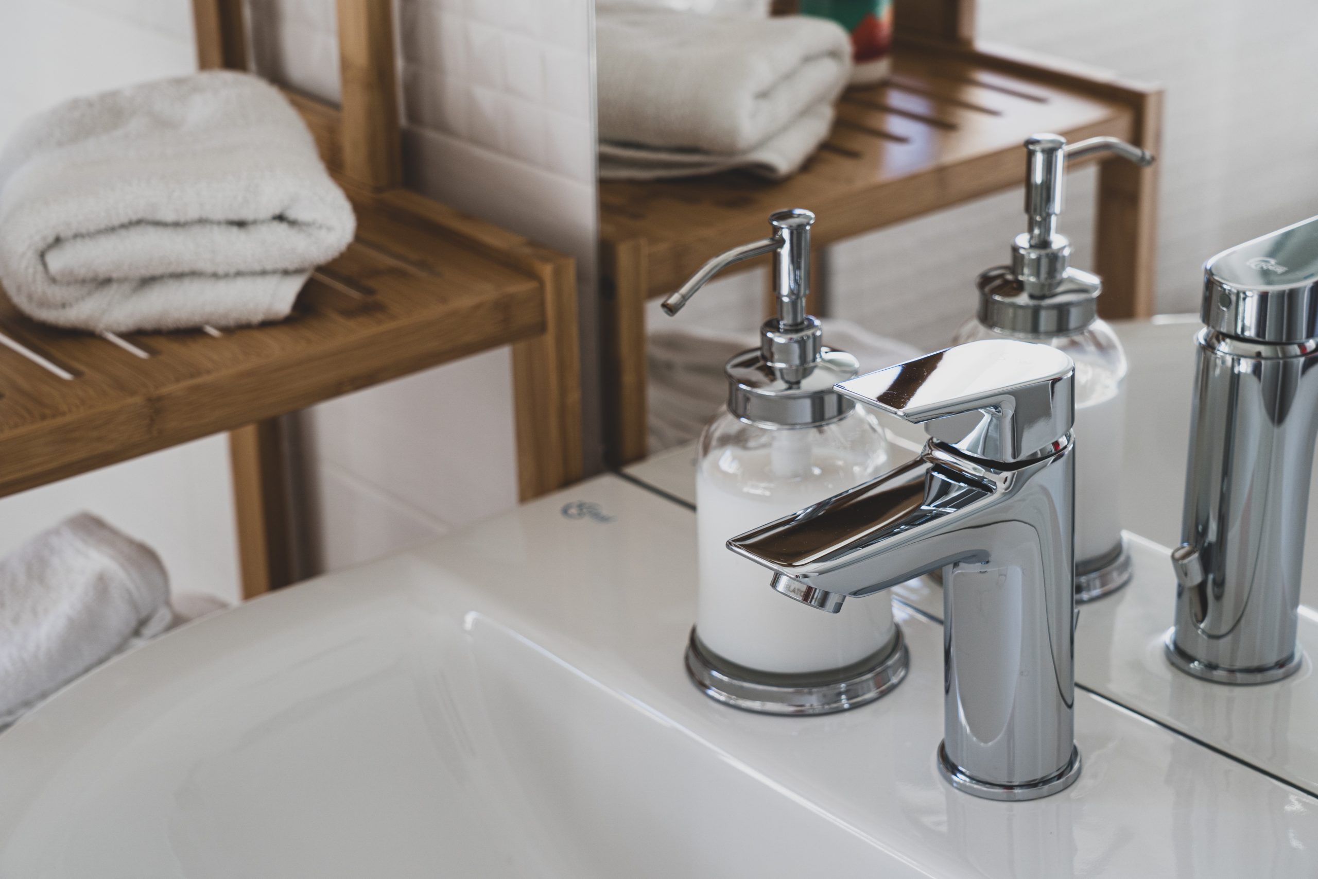 Ranking of the best bathroom accessory sets for 2025