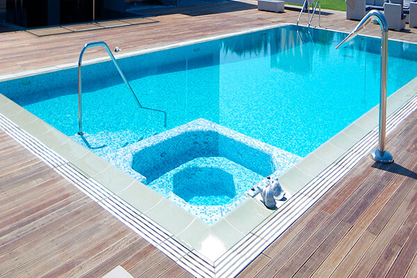 Ranking of the best concrete pools for 2025