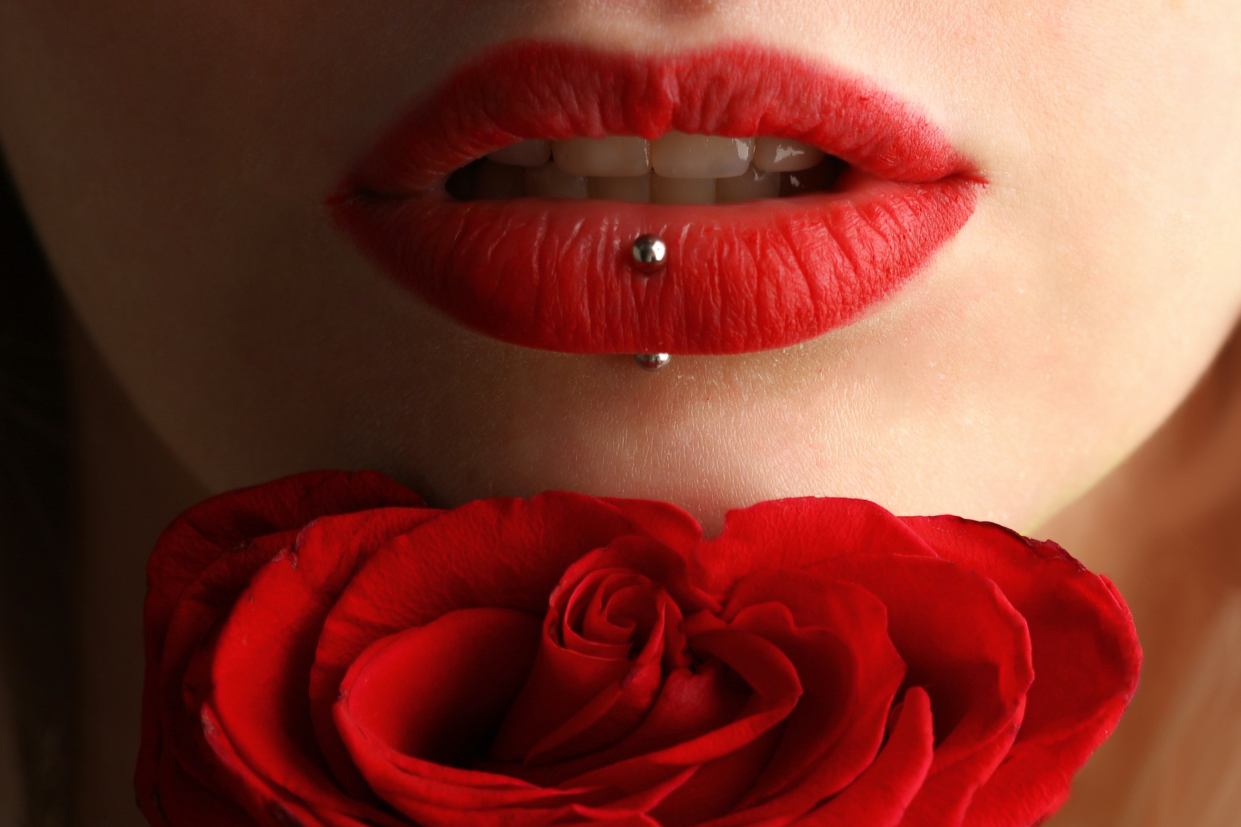 Rating of the best piercing salons in Moscow for 2025