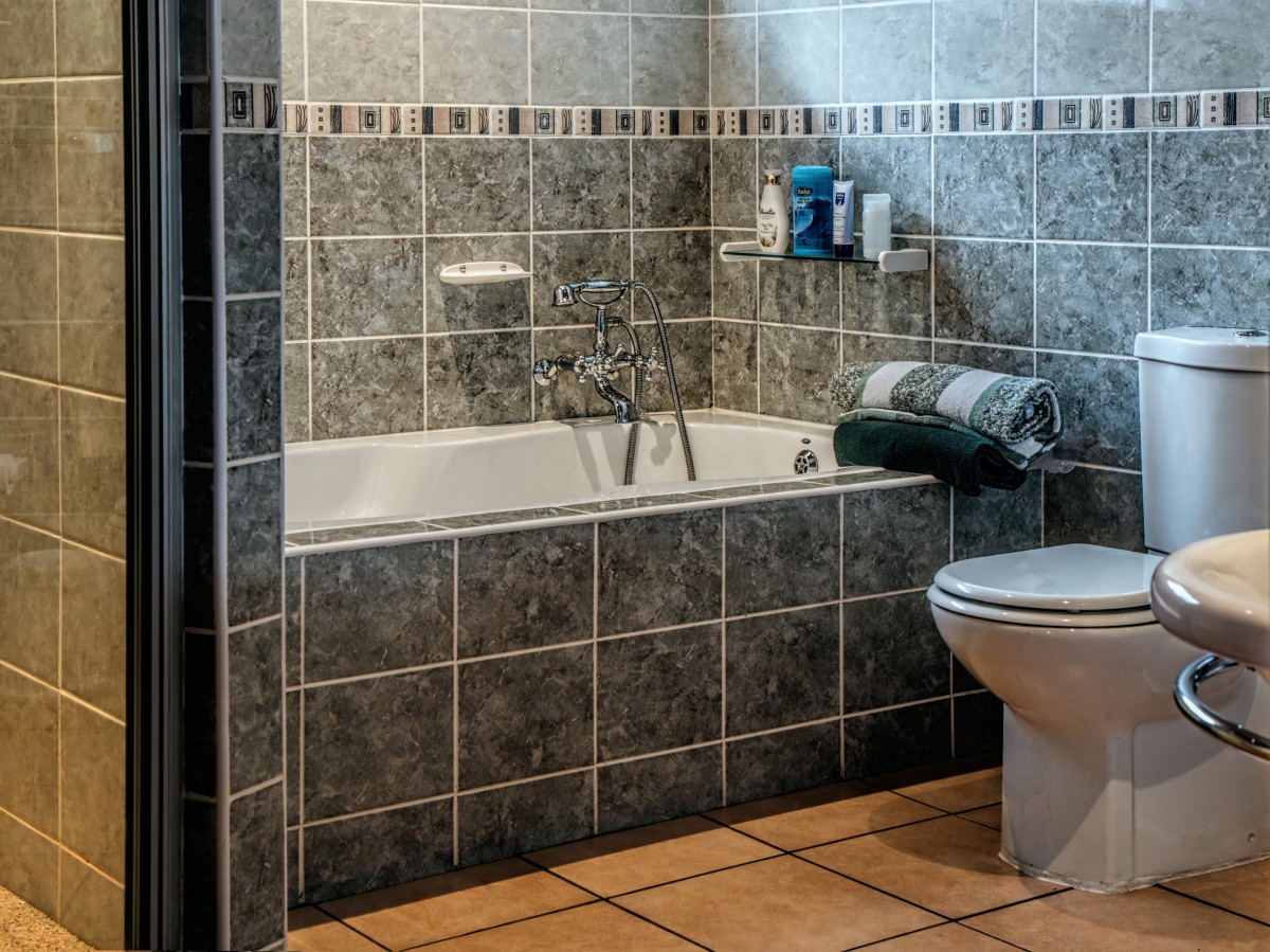 Rating of the best bathroom tiles for 2025