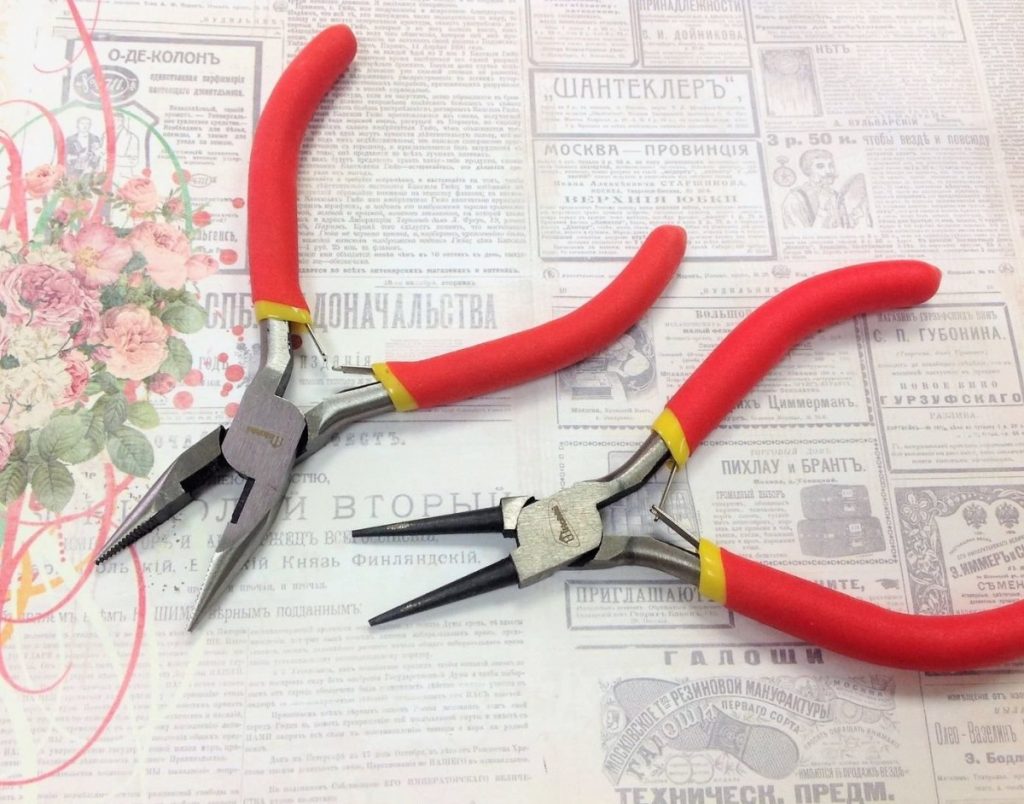 Rating of the best long nose pliers for 2025